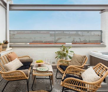 4 room luxury Flat for rent in Madrid, Community of Madrid - Photo 2