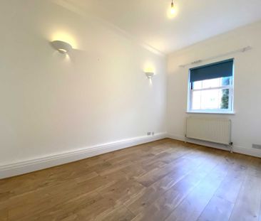 Kirbys Lane, Canterbury - Photo 2