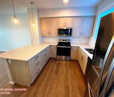 2047 Maple Road Northwest - Photo 2