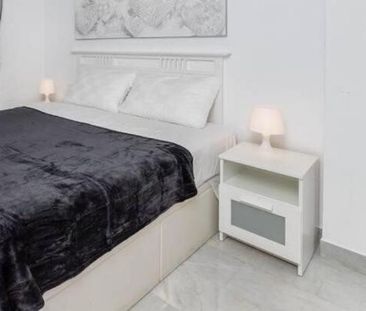 Luxury Apartment for rent in Nueva Andalucia, Spain - Photo 2