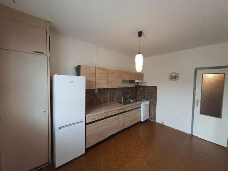Pronájem 3+1 Česká Lípa, centrum města, ul. Roháče z Dubé. - Photo 3