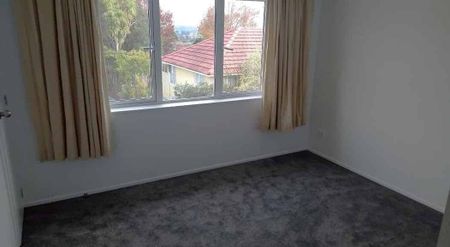 3 Bed with Privacy, Top School Zone & Convenience - Photo 4