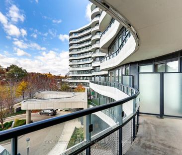 306 99 The Donway W - Photo 1