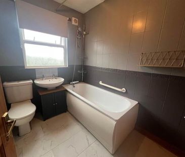 118 Grand Street, Lisburn, BT27 4UE - Photo 3