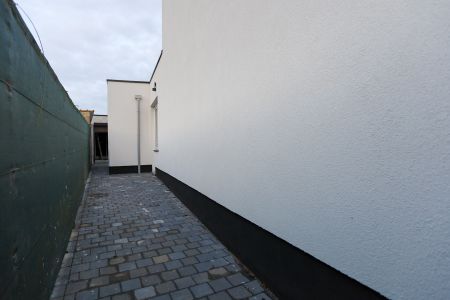 Gerenoveerde woning met 2 slpks en zij-ingang - Foto 5