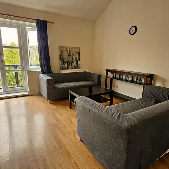 6 bedroom flat share to rent - Photo 1