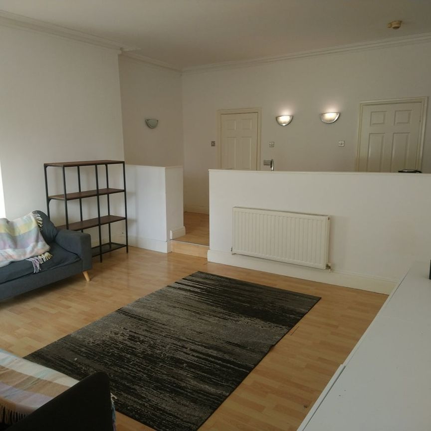 2 Bed Flat, Darby Road, L17 - Photo 1