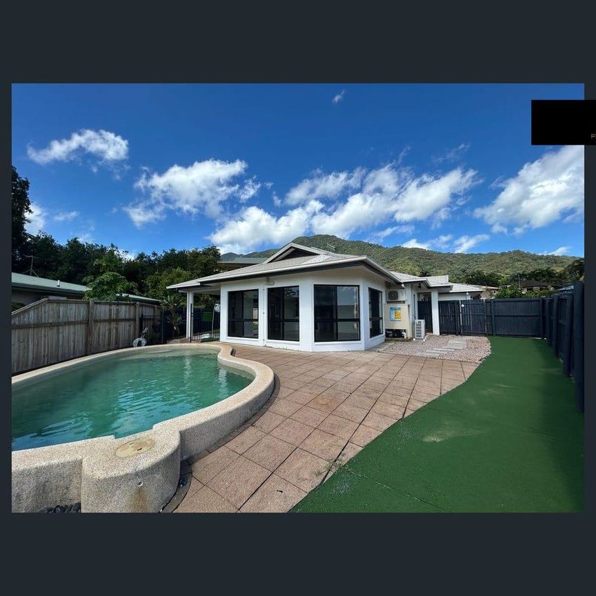 Spacious 4-Bedroom Home with Pool in the Heart of Redlynch - Photo 2