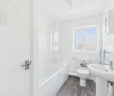 2 bedroom terraced house to rent - Photo 5