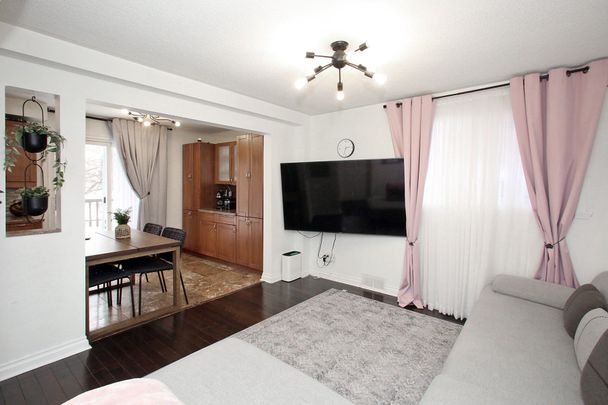 For Lease - 161 Romfield Circuit, Markham, Ontario - Photo 1