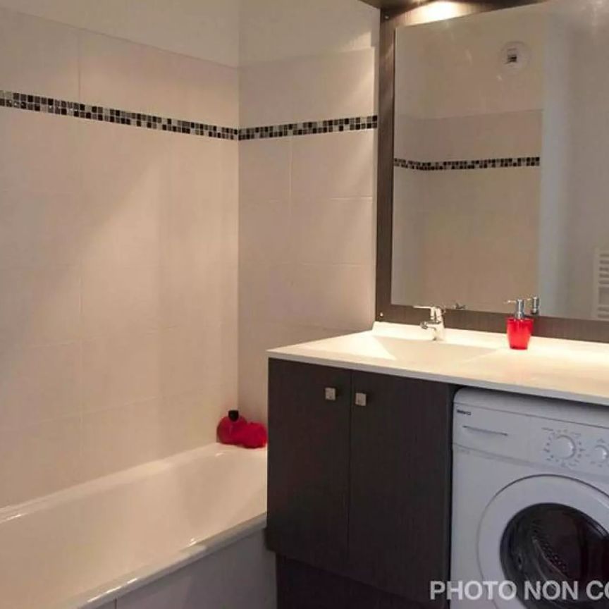 location Appartement T2 DE 46.79m² À MARSEILLE - Photo 1