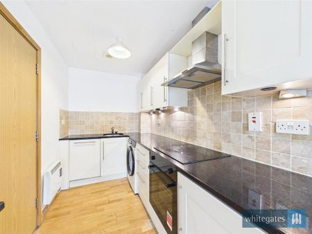 1 bedroom apartment to rent - Photo 2