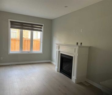 For Lease - 12 Foliage Drive, Brampton, Ontario - Photo 2