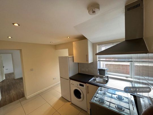 1 bedroom bungalow to rent - Photo 1