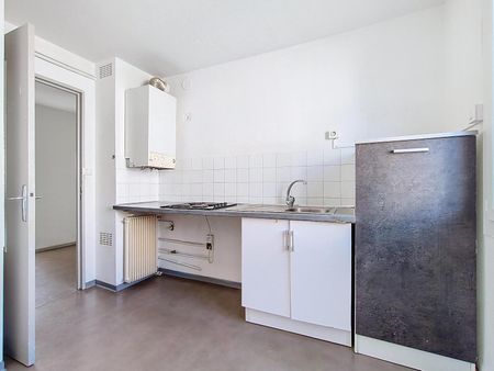 Location Appartement 3 pièces 59m² PERPIGNAN 66000 - Photo 5