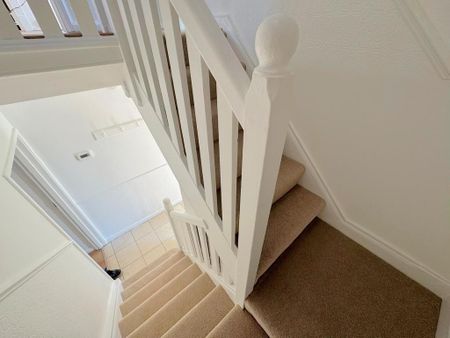 3 bedroom semi-detached house to rent - Photo 2