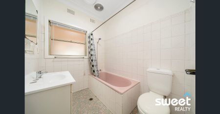 Great Beautiful 3 Bedroom House close from Penrith Station - Photo 5