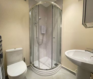 Room in a Shared House, Hagley Road, B17 - Photo 6