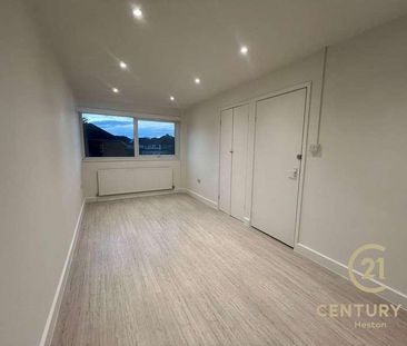 Nelson Road, TW3 - Photo 3