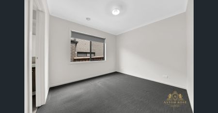 Modern Family Living in a Prime Location - Photo 5