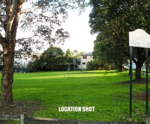Hurstville Grove - Photo 1