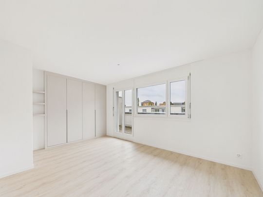 Modernes 6.5-Zimmer-Reiheneinfamilienhaus mit Seesicht in Horgen - Erstbezug nach Renovierung - Foto 1