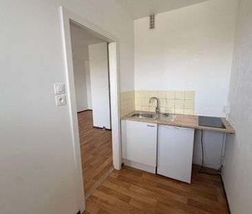 Location Appartement 1 pièce 31m² STRASBOURG 67200 - Photo 3
