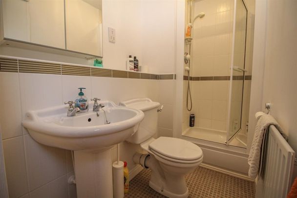2 Bedroom Flat - First Floor - Photo 1
