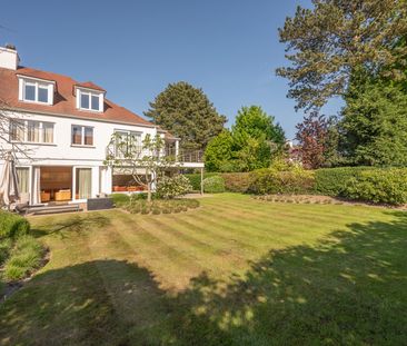 Ruime, gemeubelde koppelvilla aan de Royal Zoute Tennisclub. - Photo 5