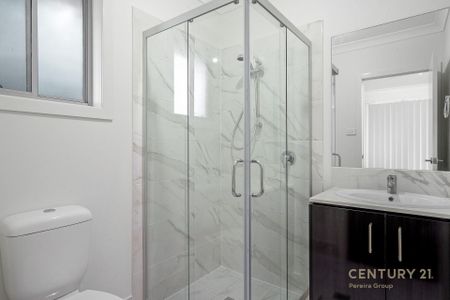 Family Home - Photo 3