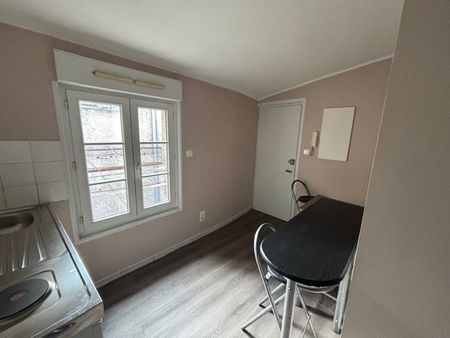 Location Appartement 1 pièce 16m² ANGOULEME 16000 - Photo 3