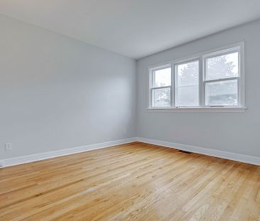 For Lease - 2495 Falcon Avenue, Billings Bridge - Riverside Park an... - Photo 6