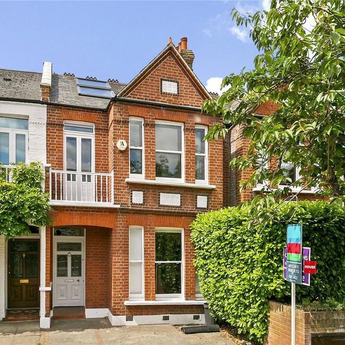5 bedroom terraced house to rent - Photo 1