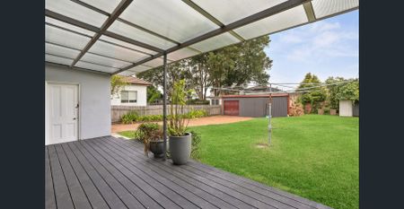 4 bedroom home in prime location - Photo 5