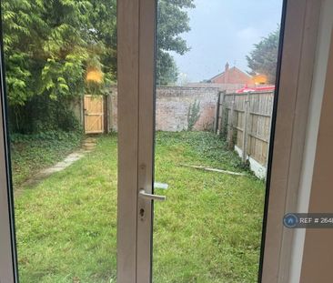 4 bedroom bungalow to rent - Photo 5