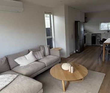 Modern, Cosy and Ready to Call home - Photo 3