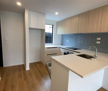 SILVERDALE, 3 bedrooms - Photo 6