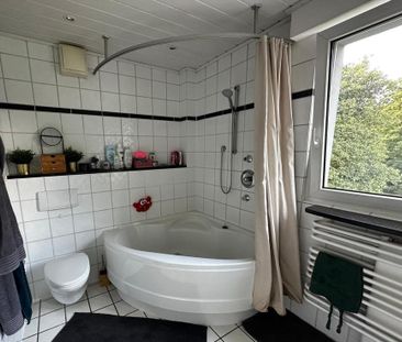 Lichtdurchflutete schöne 3,5 Zimmer-Wohnung in Bochum-Harpen - Photo 5