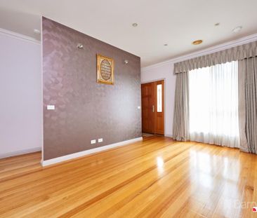 3 BEDROOM UNIT!!! - Photo 1