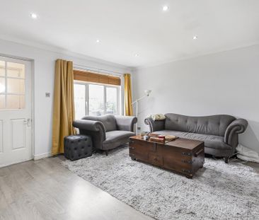3 bedroom end of terrace house to rent - Photo 6