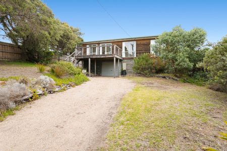 Fully Renovated Coastal Home - Photo 3