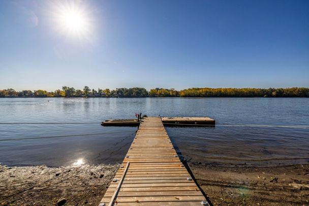 Maison de plain-pied à louer - Laval (Sainte-Dorothée) (Est Islemère) - Photo 1