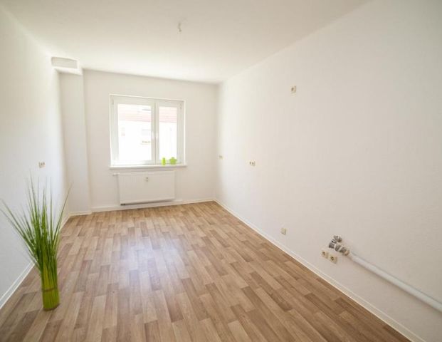 2-RWE im Altbau * Badewanne * bezugsfertig - Foto 1