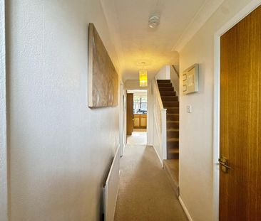 4 bedroom detached house to rent - Photo 6
