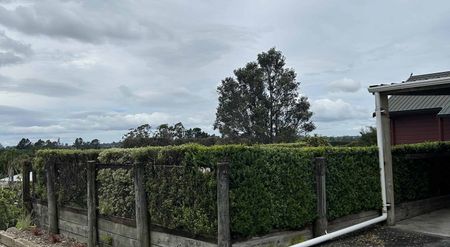 Escape to the Country - Photo 2