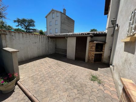 F2 de 40m2 avec TERRASSE et JARDIN à louer Villars - Photo 4