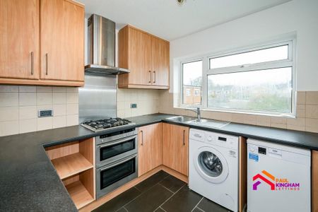 2 bedroom flat to rent - Photo 4