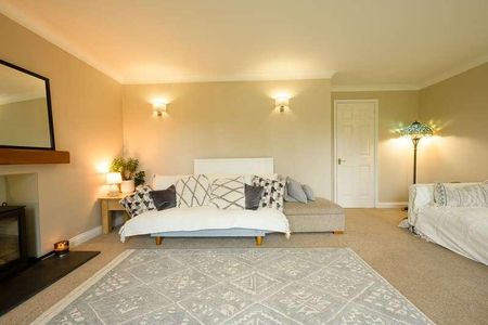 Noden Drive, Ross-on-wye, HR9 - Photo 2