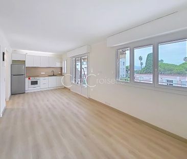 Location Appartement 1 pièce 35m² CANNES 06400 - Photo 2