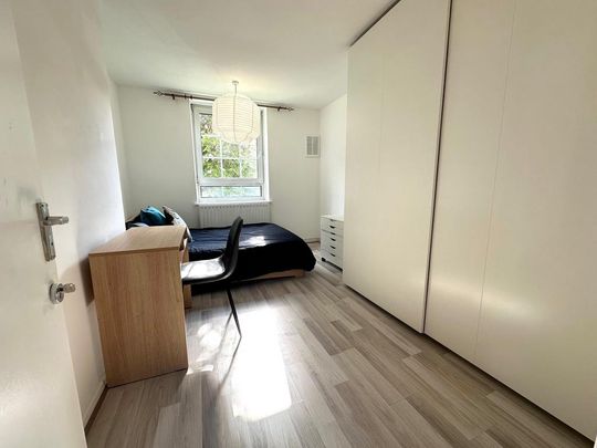 4 bedroom flat share to rent - Photo 1